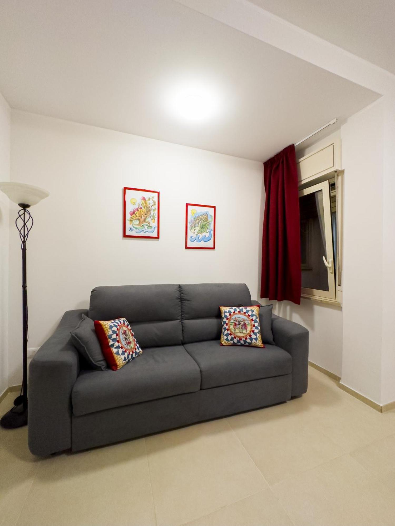 Un Passo Dal Porto Bed & Breakfast Palermo Exterior photo